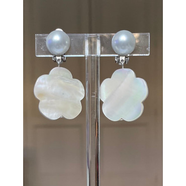 PAQUERETTE fleur en nacre - Francine BRAMLI Paris