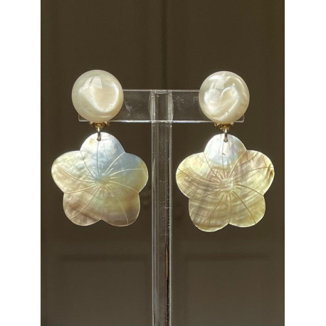 FLEUR en nacre - Francine BRAMLI Paris