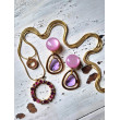 Collier DINO doré, cristal rose/prune - FRANCINE BRAMLI Paris