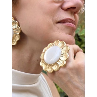 Bague LOTUS doré, blanc irisé - Francine BRAMLI Paris