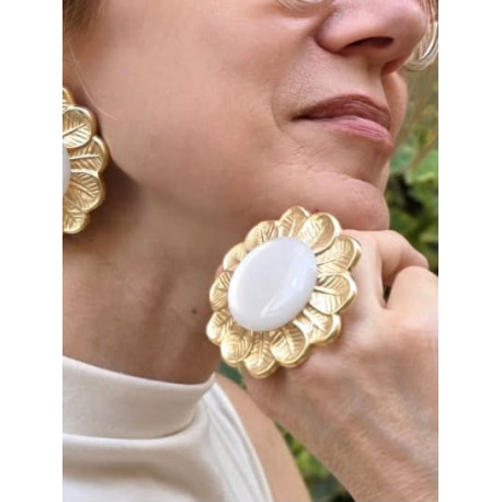 Bague LOTUS doré, blanc irisé - Francine BRAMLI Paris